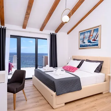 Luce Di Mare Villa